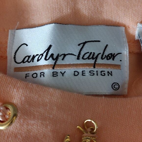 Carolyn Taylor peach top with anchor embellishments  Sz S - Picture 8 of 9